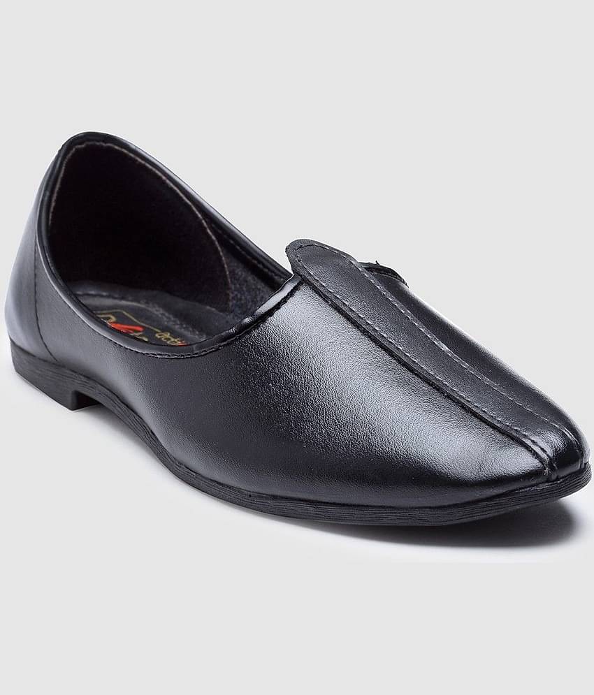 Action Lightweight Casual Shoes - Black Men's Slip-on Shoes