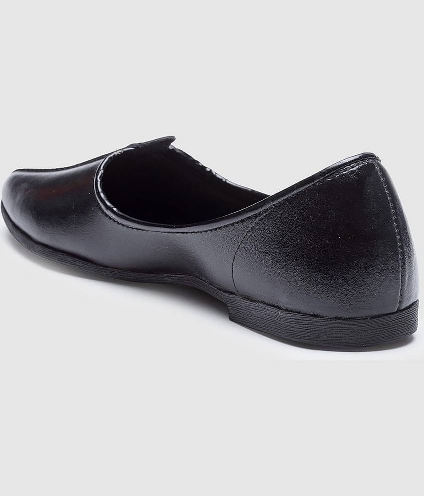 Action Lightweight Casual Shoes - Black Men's Slip-on Shoes