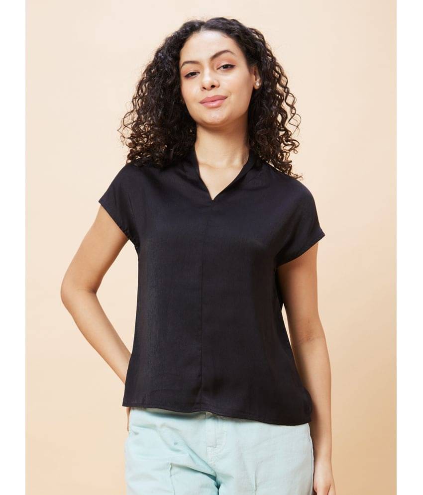     			Globus - Black Polyester Women's Regular Top ( Pack of 1 )