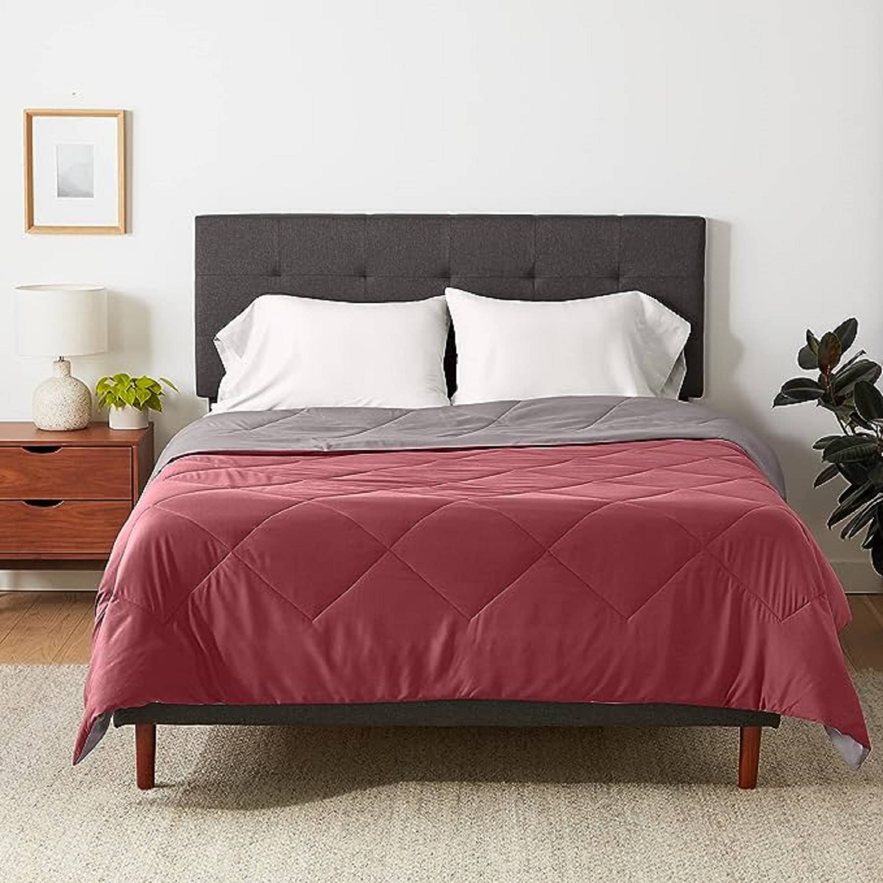 BELLA TRUE Microfiber Solid Reversible Single Comforter ( 150 x 210 ) Maroon & Grey BELLA TRUE Microfiber Solid Reversible Single Comforter ( 150 x 210 ) Maroon & Grey