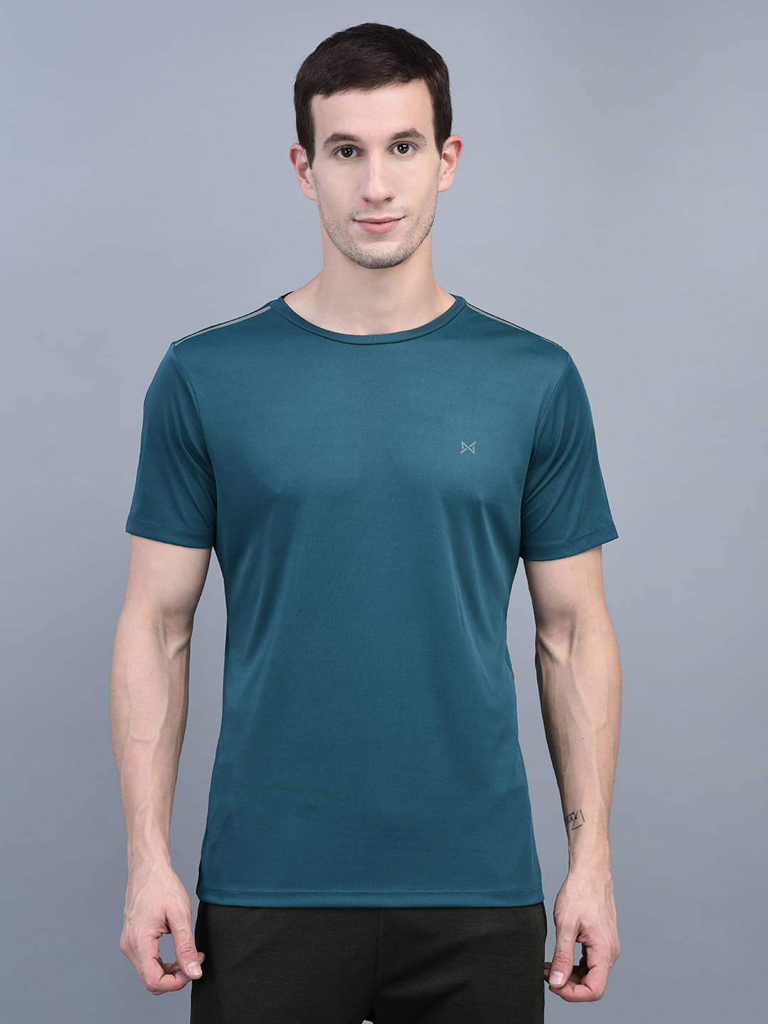 Force NXT Pack of 1 Cotton Blend Regular Fit Men's T-Shirt ( Green ) Force NXT Pack of 1 Cotton Blend Regular Fit Men's T-Shirt ( Green )
