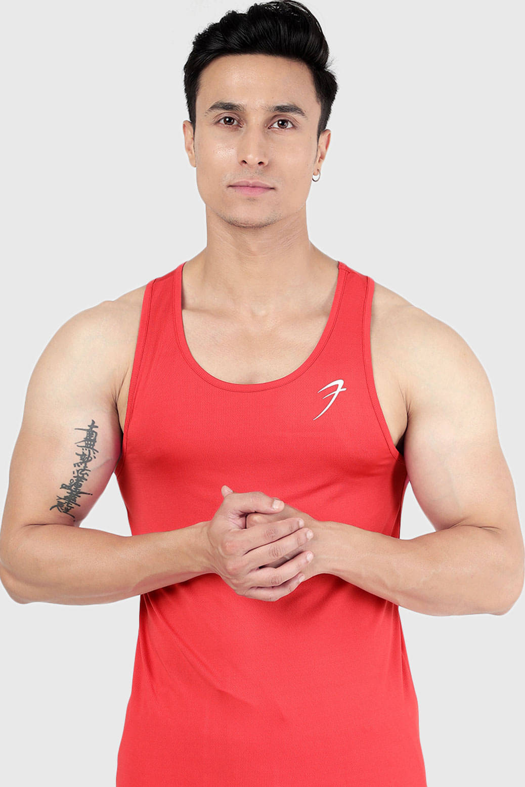 Fuaark - Red Polyester Slim Fit Men's Tanks ( Pack of 1 ) Fuaark - Red Polyester Slim Fit Men's Tanks ( Pack of 1 )