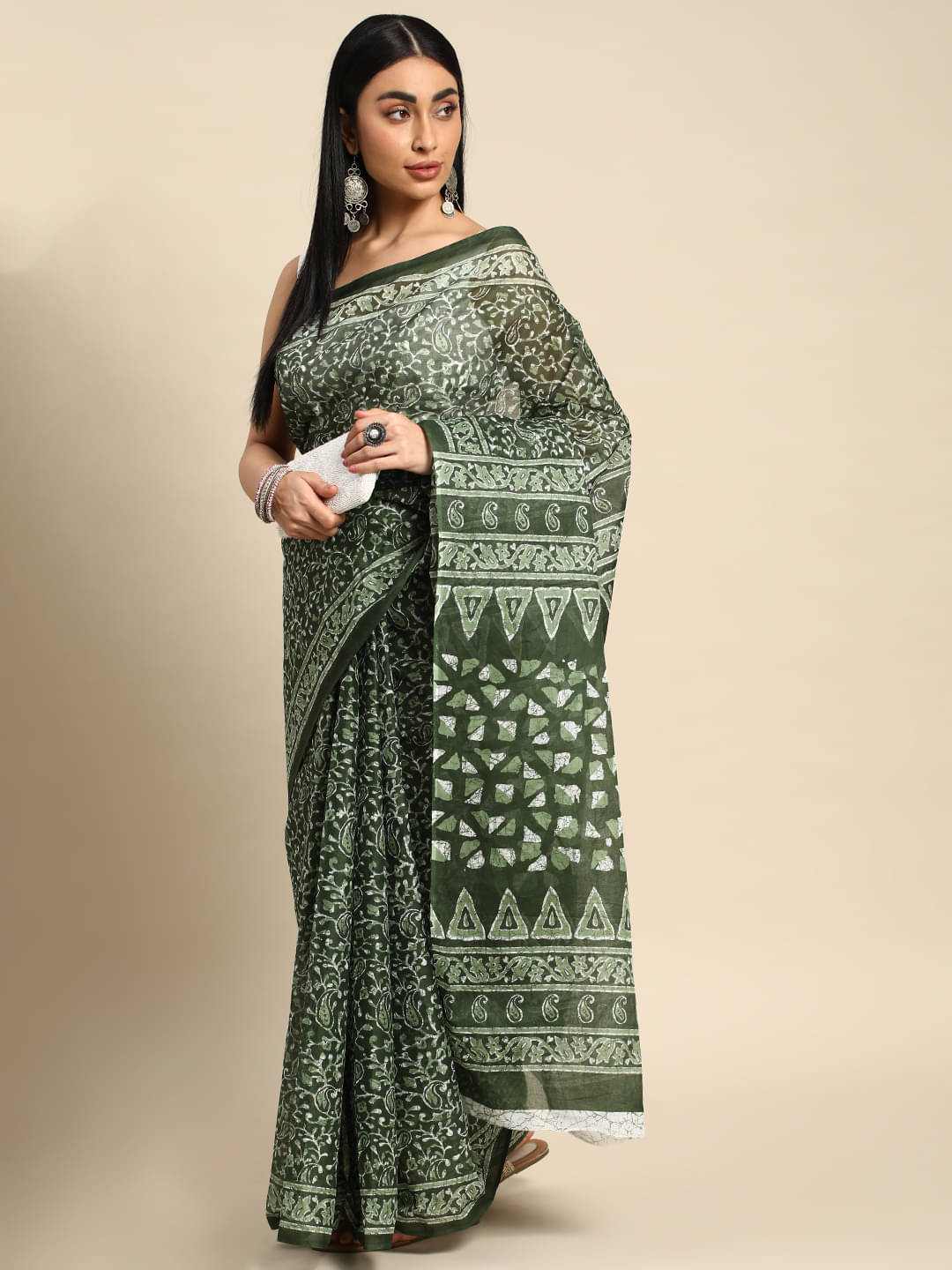     			SHANVIKA Cotton Printed Saree Without Blouse Piece ( Green )