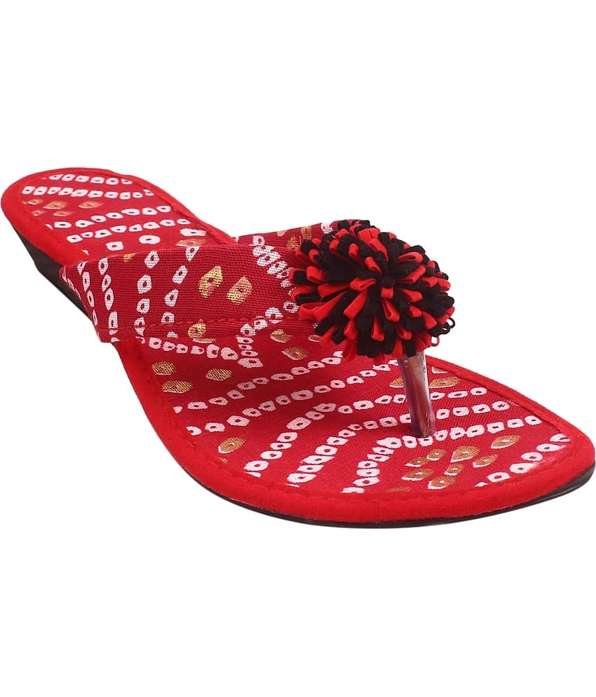 Apratim - Red Women's Kolhapuris - Ethnic Shoes | Buy online on ZillyBuy