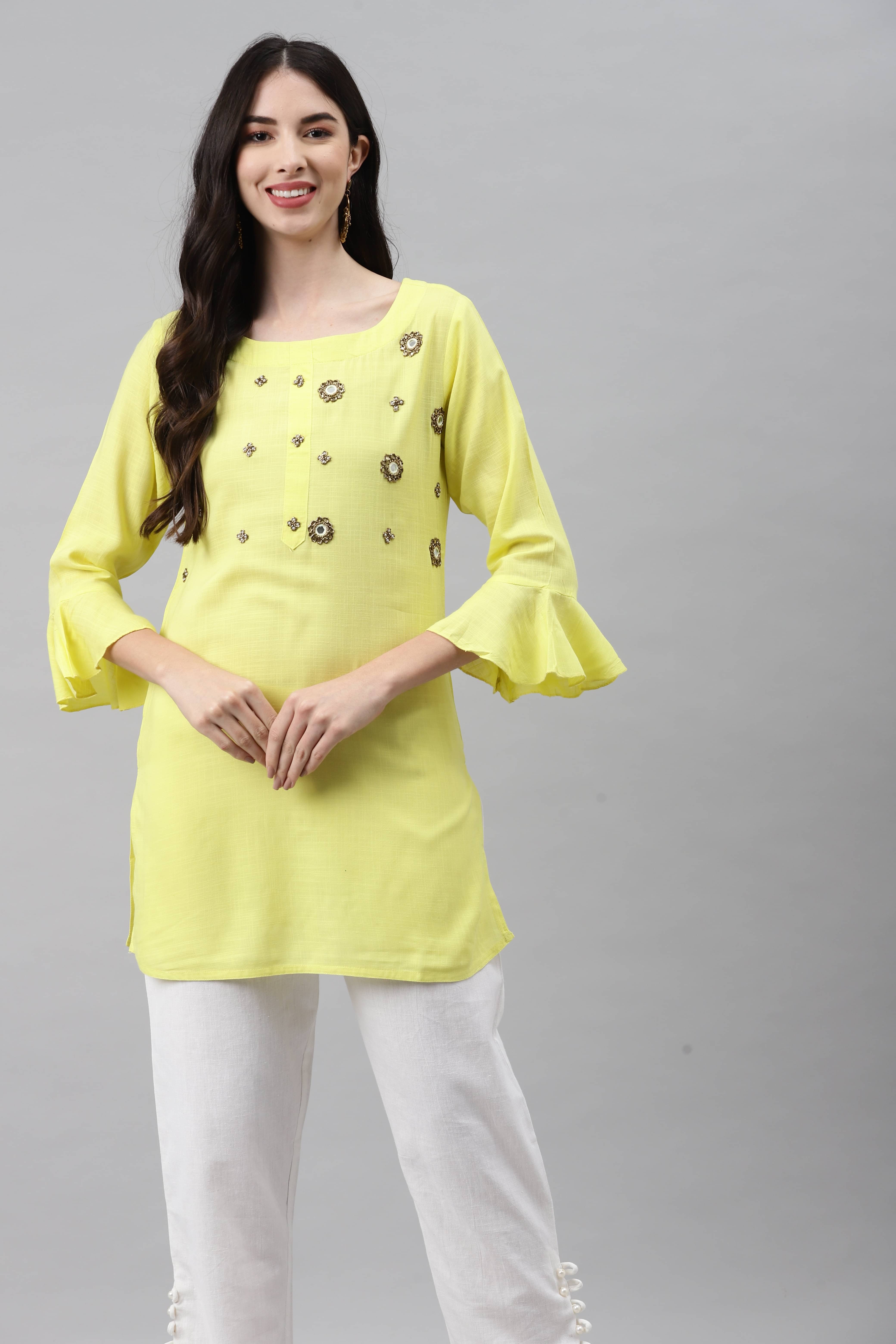 JC4U - Yellow Rayon Women's Regular Top ( Pack of 1 ) JC4U - Yellow Rayon Women's Regular Top ( Pack of 1 )