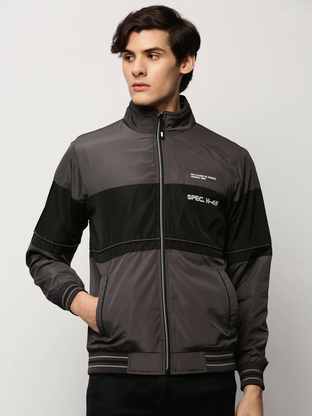 Showoff Nylon Men's Windcheater Jacket - Grey ( Pack of 1 ) Showoff Nylon Men's Windcheater Jacket - Grey ( Pack of 1 )