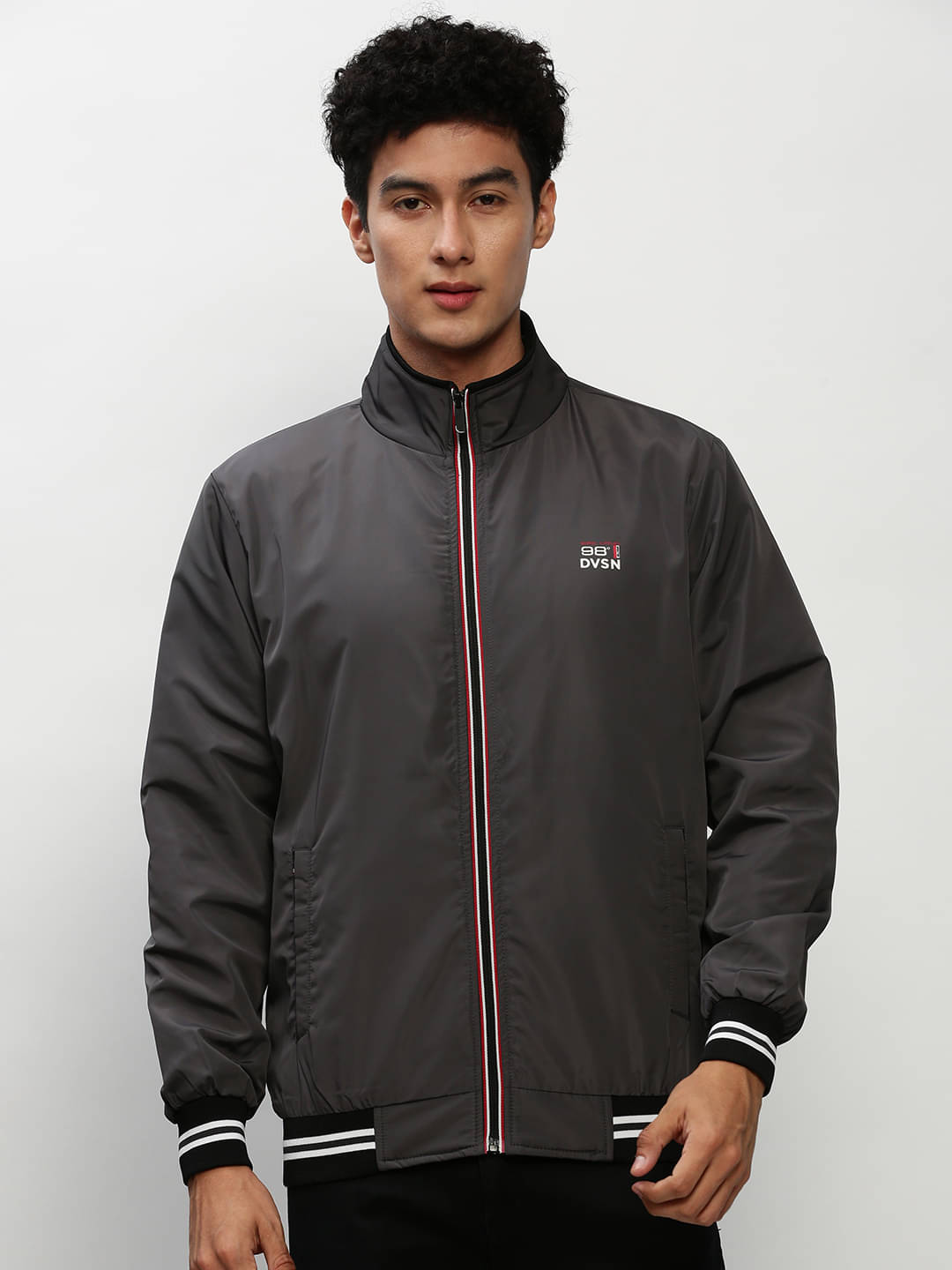     			Showoff Nylon Men's Windcheater Jacket - Grey ( Pack of 1 )