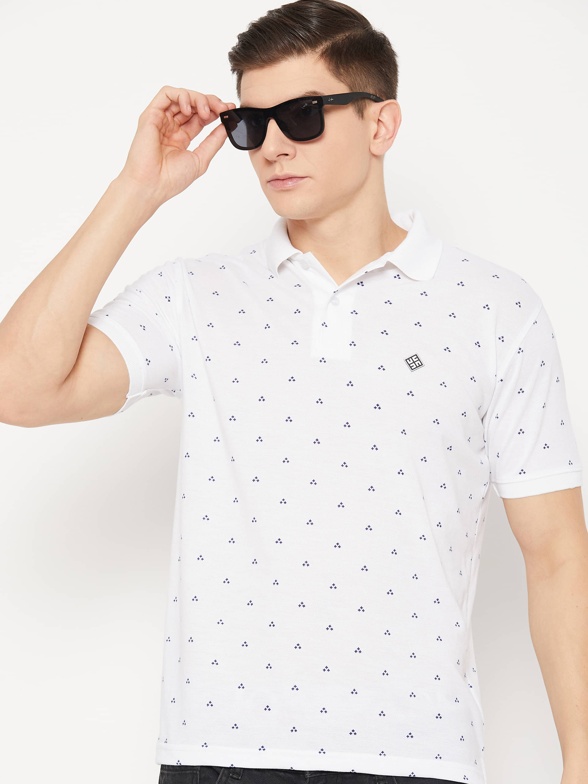     			UBX Pack of 1 Cotton Blend Regular Fit Printed Half Sleeves Men's Polo T Shirt ( White )