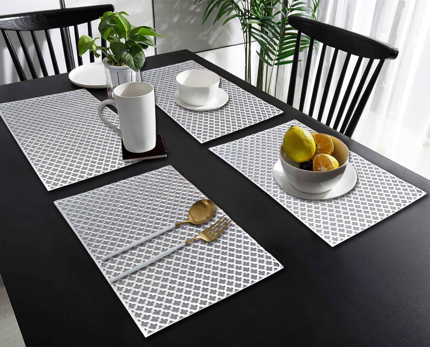 PVC Abstract Printed Rectangle Table Mats ( 45 cm x 30 cm ) Pack of 4 - Silver PVC Abstract Printed Rectangle Table Mats ( 45 cm x 30 cm ) Pack of 4 - Silver