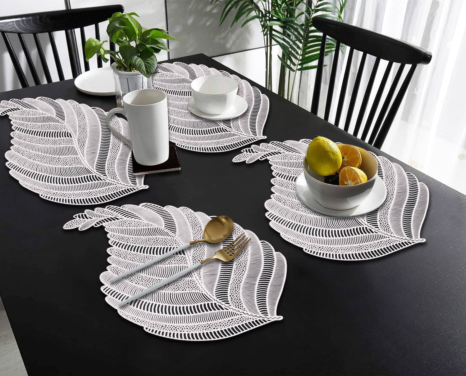 PVC Abstract Printed Rectangle Table Mats ( 45 cm x 30 cm ) Pack of 4 - Silver PVC Abstract Printed Rectangle Table Mats ( 45 cm x 30 cm ) Pack of 4 - Silver