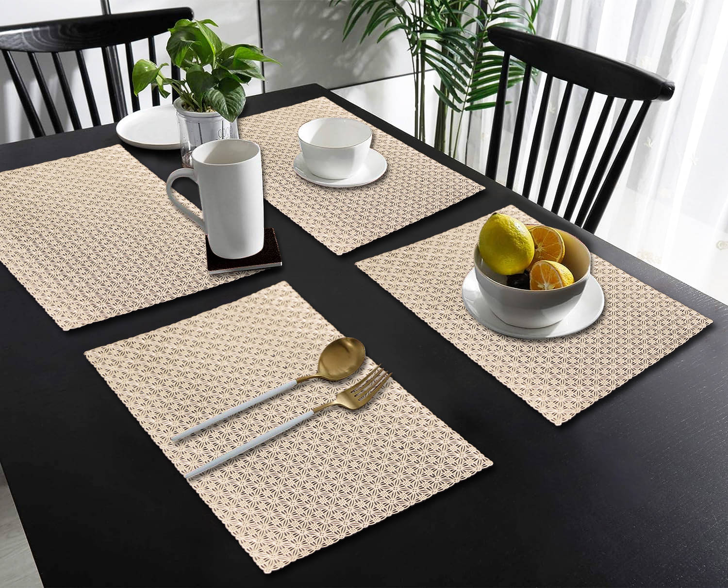     			PVC Floral Rectangle Table Mats ( 45 cm x 30 cm ) Pack of 4 - Gold