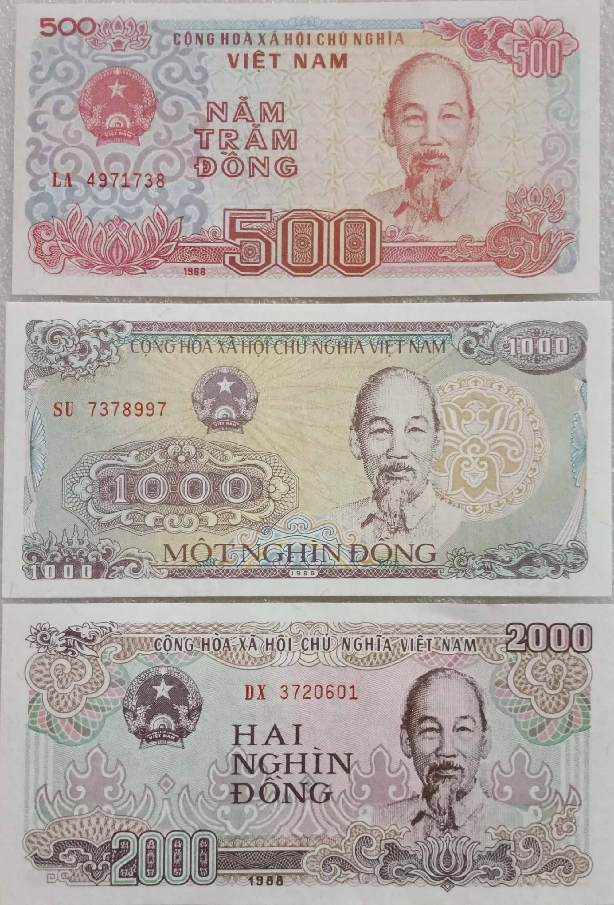     			Vietnam 500,1000 & 2000 Dong Set of 3 Notes in Gem UNC