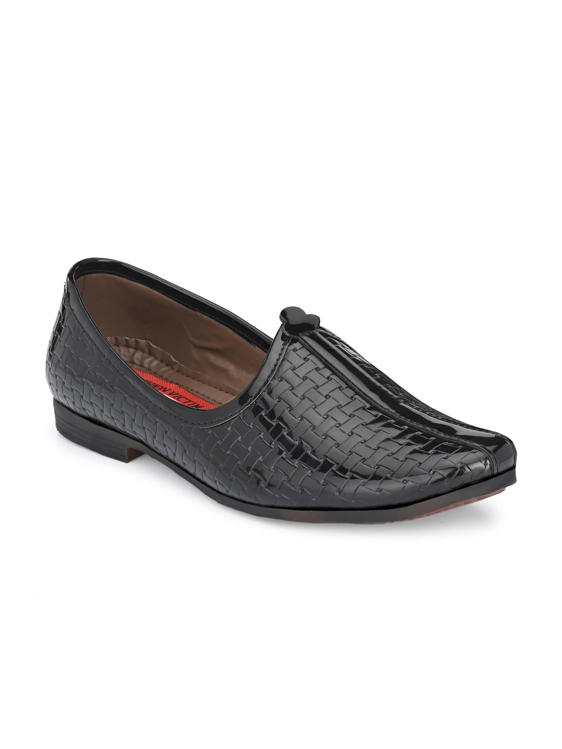 Fashion Victim - Black Men's Mojaris - Ethnic Shoes | Buy online on ZillyBuy