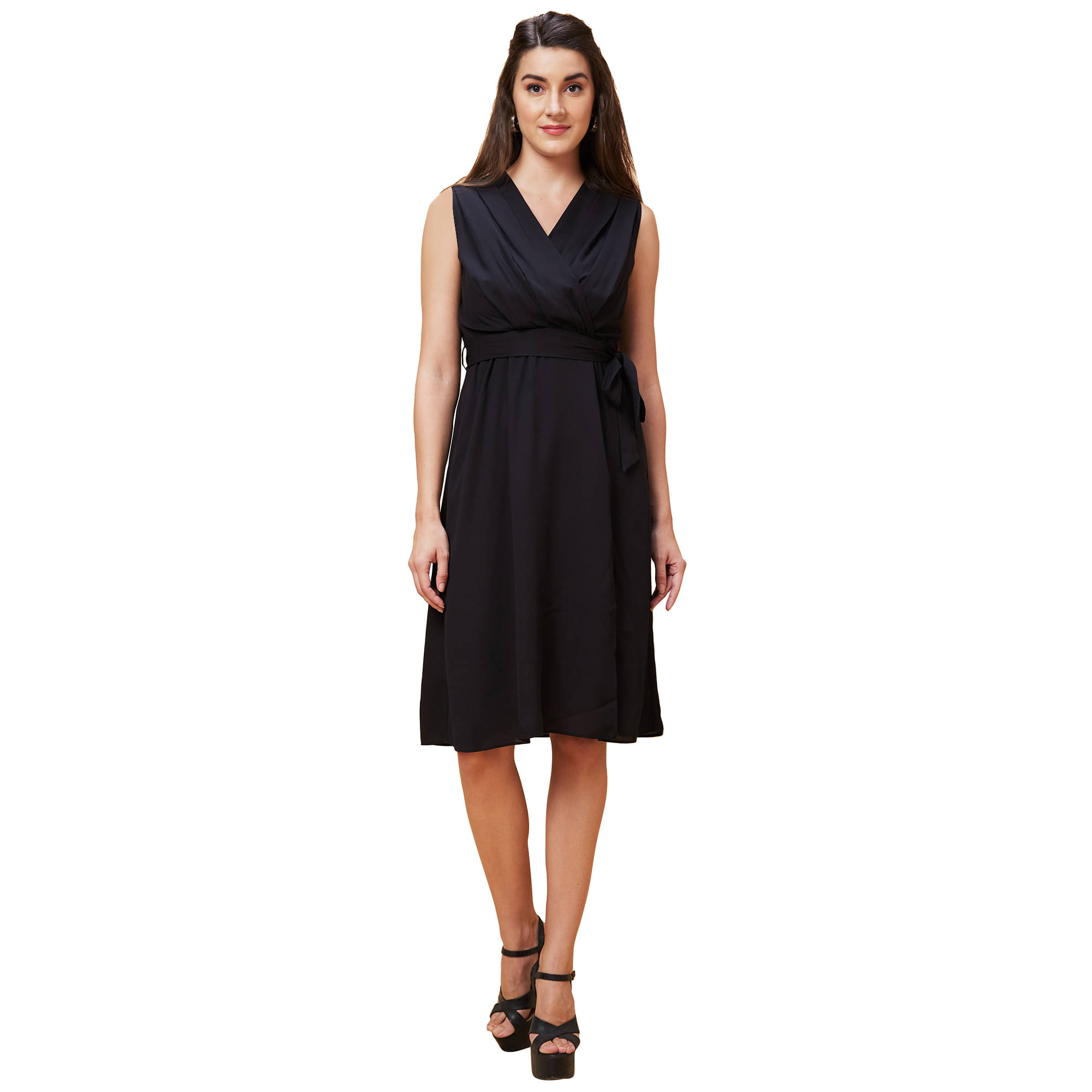     			Globus Polyester Solid Knee Length Women's Fit & Flare Dress - Black ( Pack of 1 )