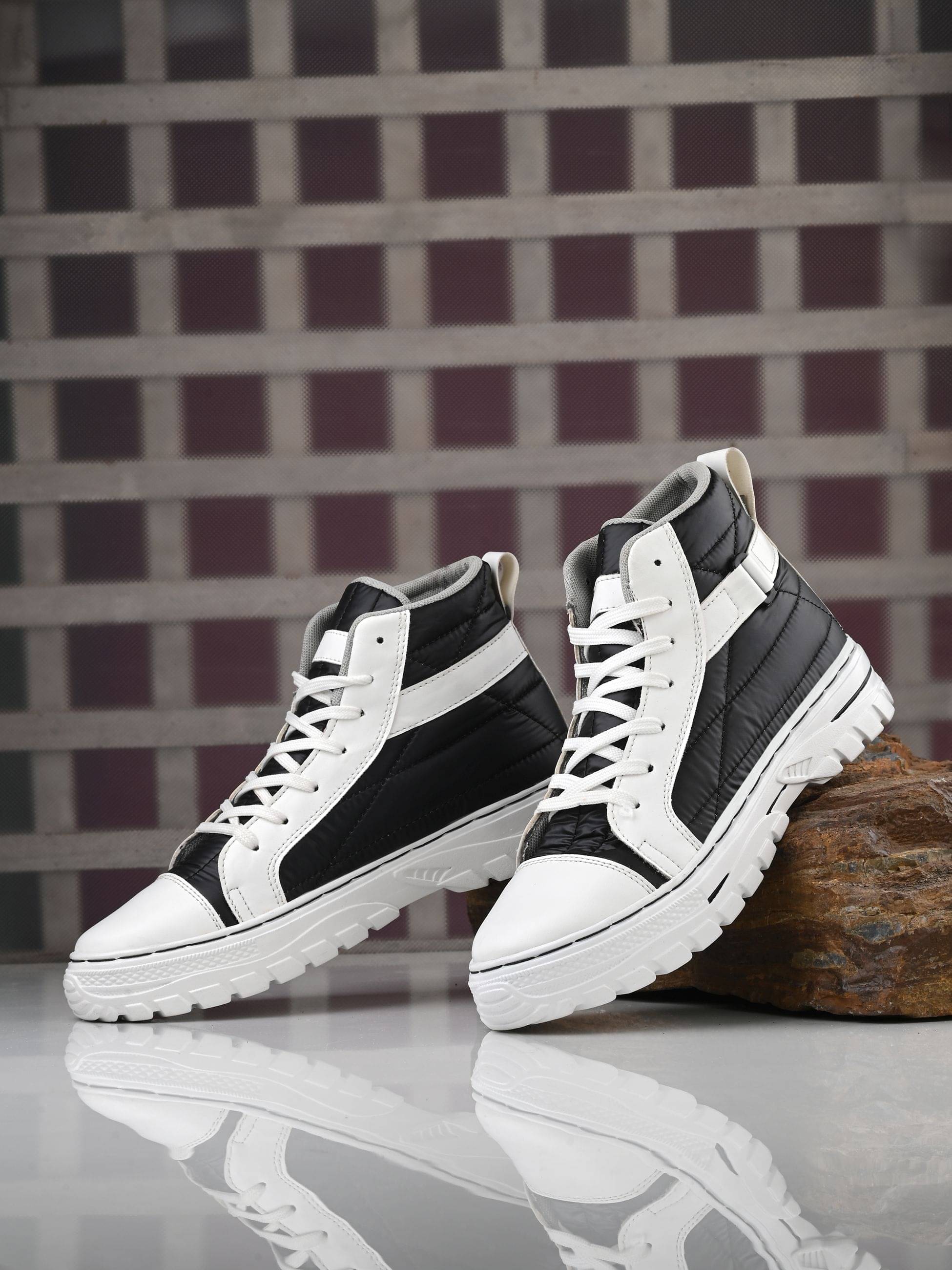     			Bucik Black Men's Lifestyle Shoes