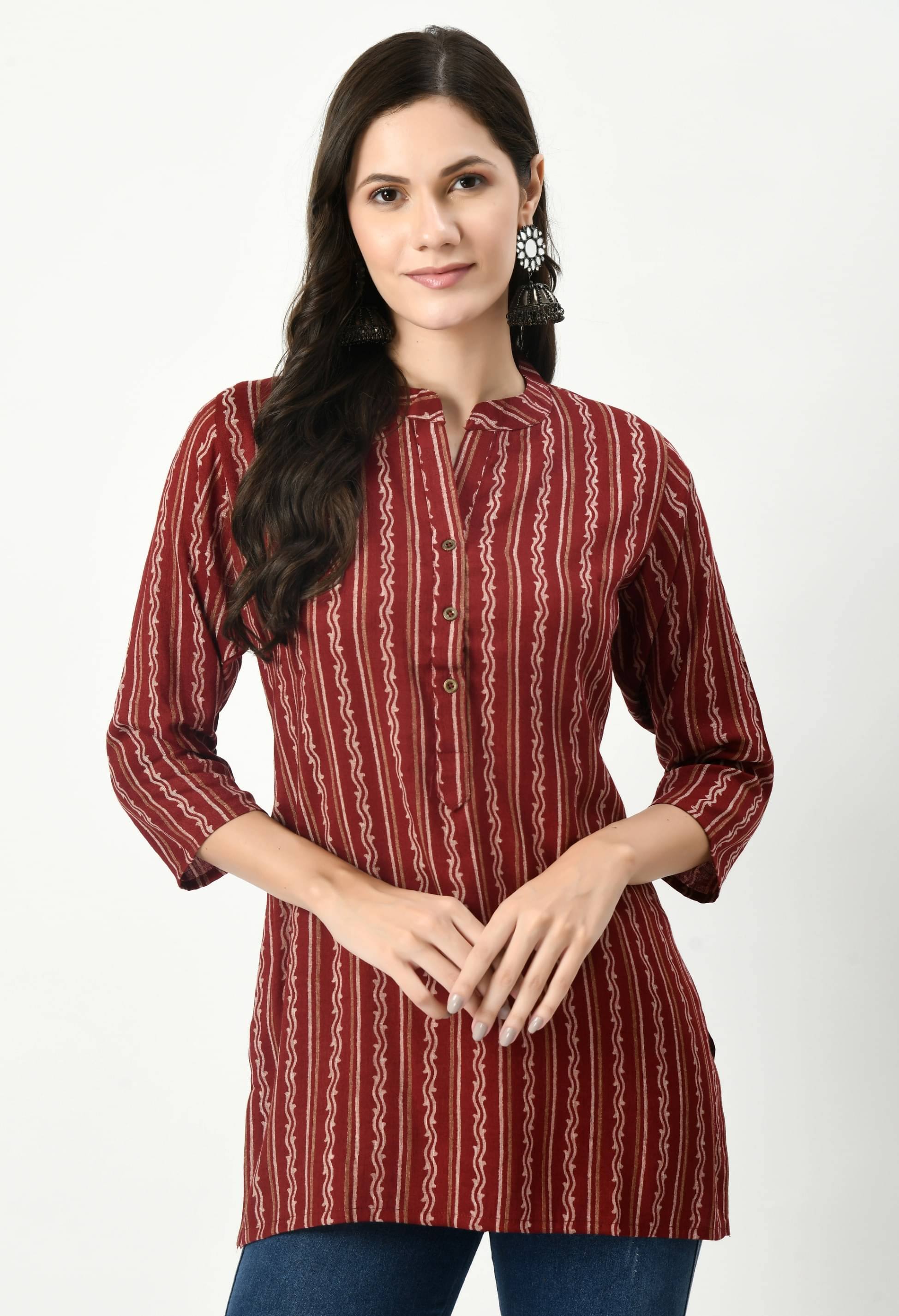 MAURYA - Maroon Rayon Women's Tunic ( Pack of 1 ) MAURYA - Maroon Rayon Women's Tunic ( Pack of 1 )