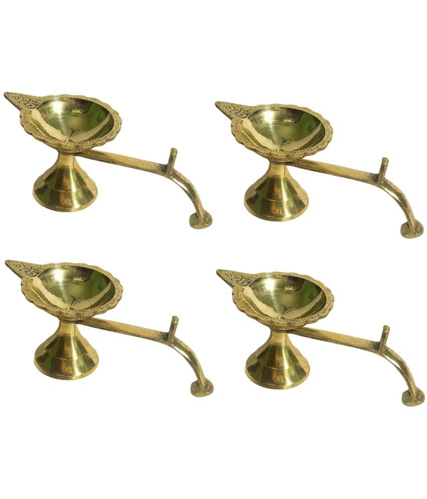 A & H ENTERPRISES - Aarti Diya Pital Diya Handle 4 Pieces ( Pack of 4 ) A & H ENTERPRISES - Aarti Diya Pital Diya Handle 4 Pieces ( Pack of 4 )