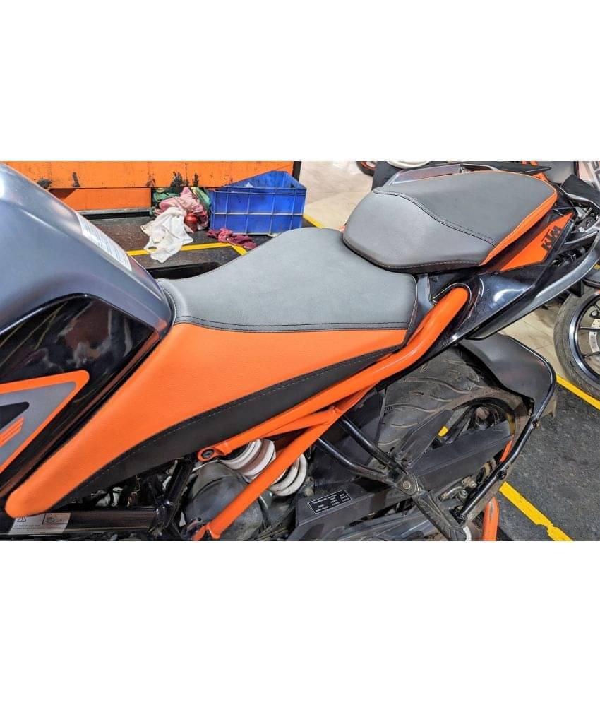 KTM 125 SPLIT BIKE SEAT COVER KTM 125 SPLIT BIKE SEAT COVER