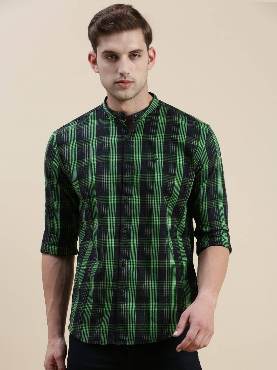     			Showoff Cotton Blend Regular Fit Checks Full Sleeves Men's Casual Shirt - Black ( Pack of 1 )