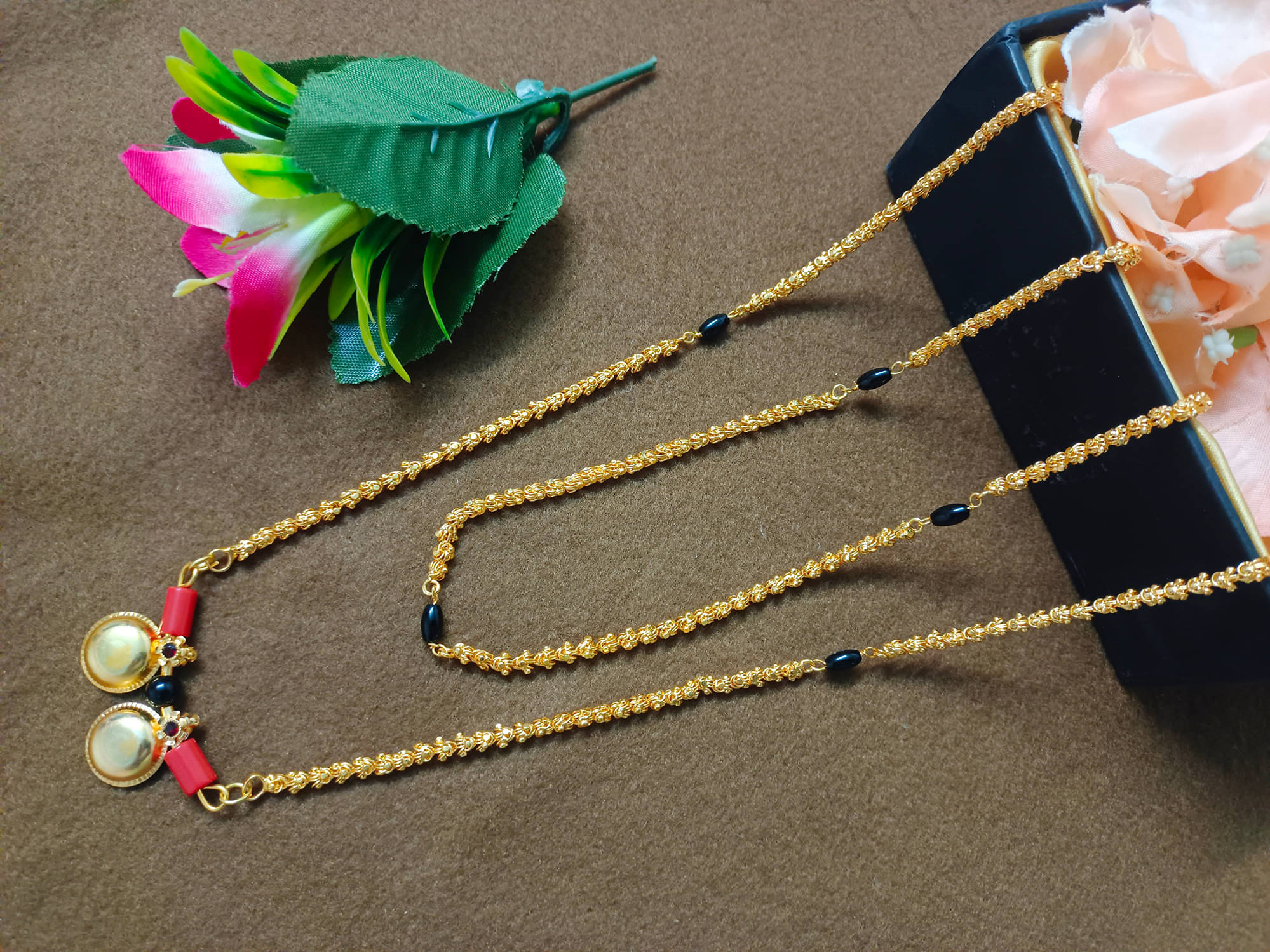     			JIPPA Golden Mangalsutra ( Pack of 1 )