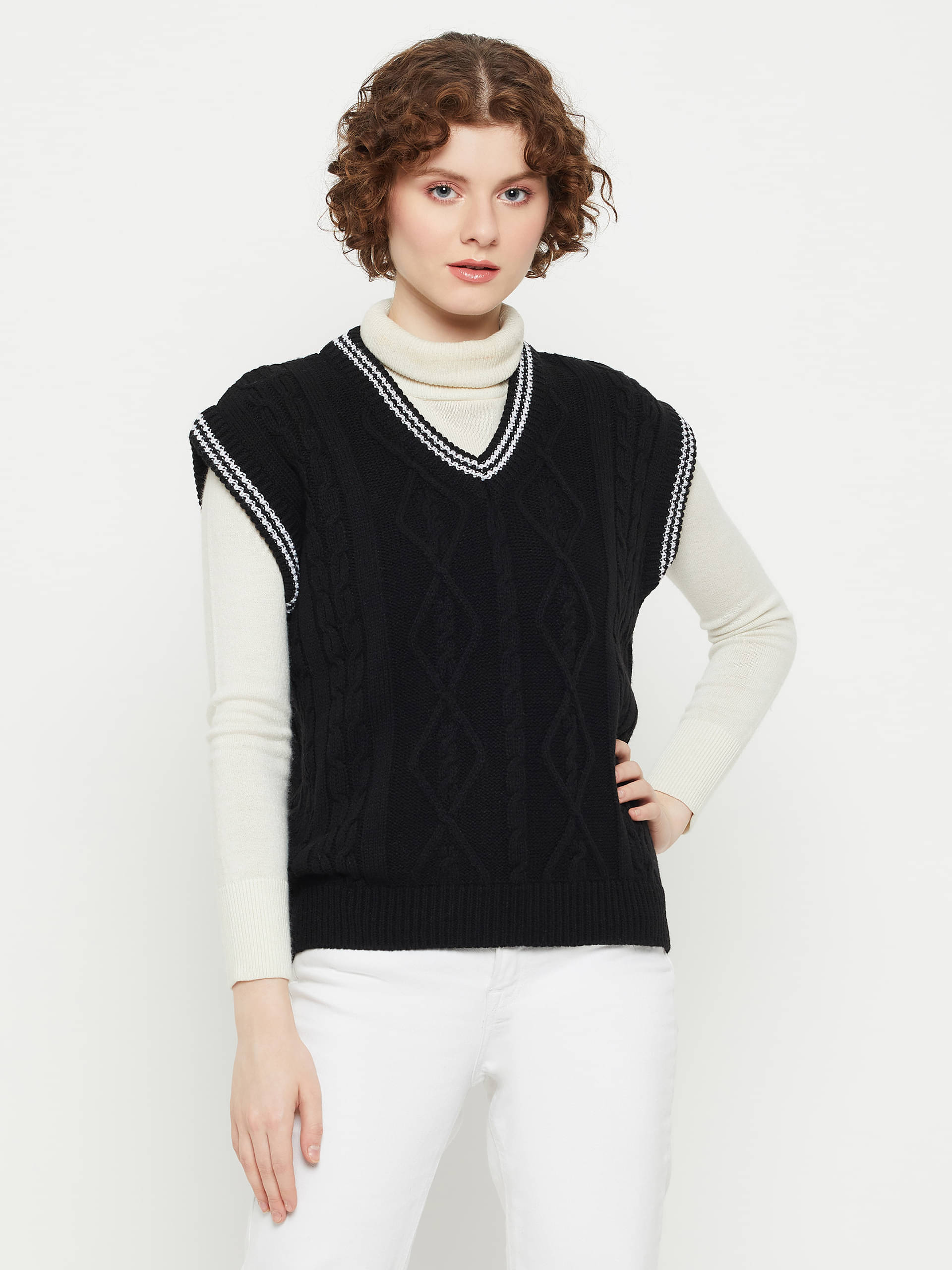 KASMA Acro Wool V Neck Women's Pullovers - Black ( ) KASMA Acro Wool V Neck Women's Pullovers - Black ( )
