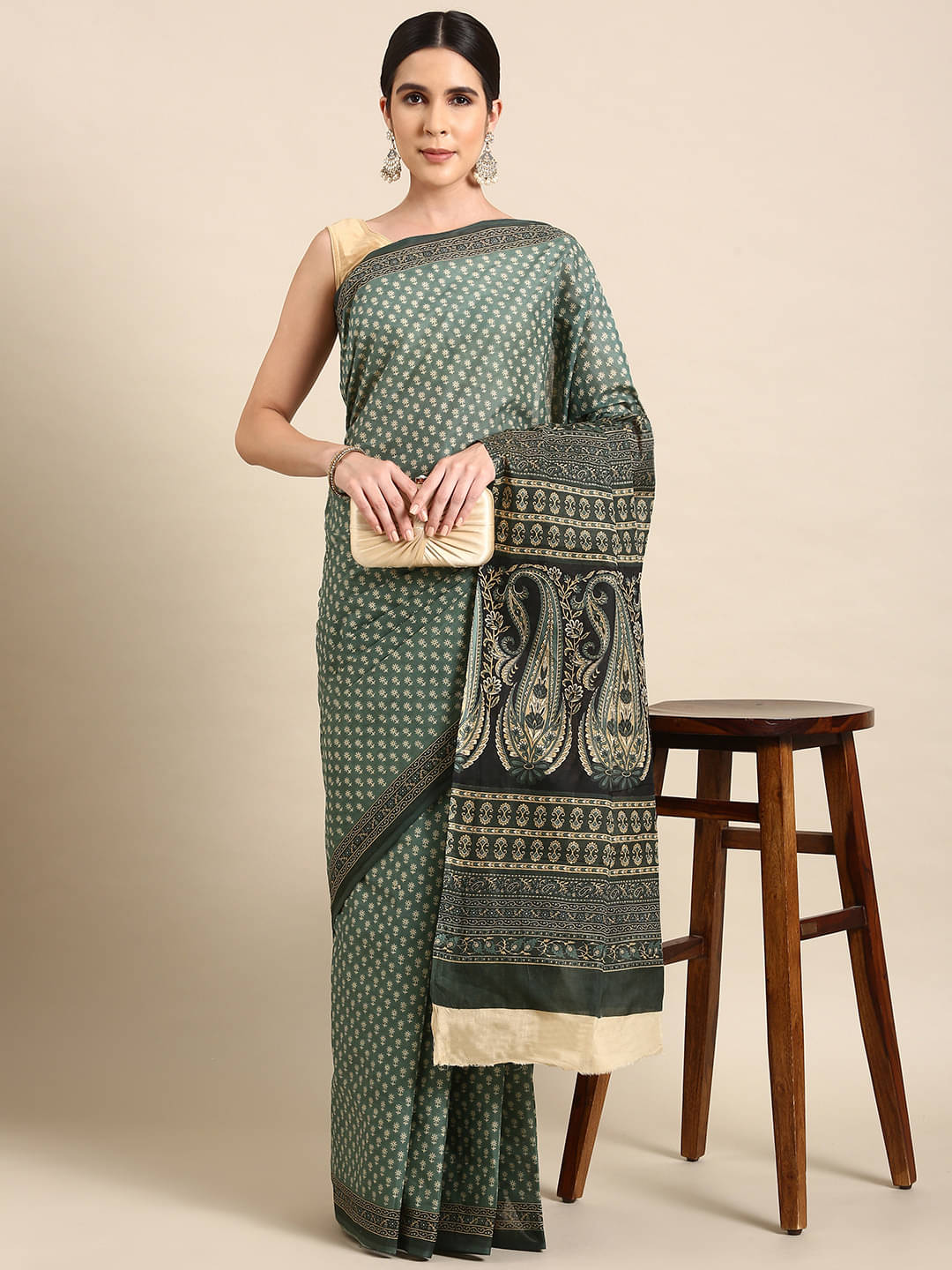     			SHANVIKA Cotton Printed Saree Without Blouse Piece ( Green )