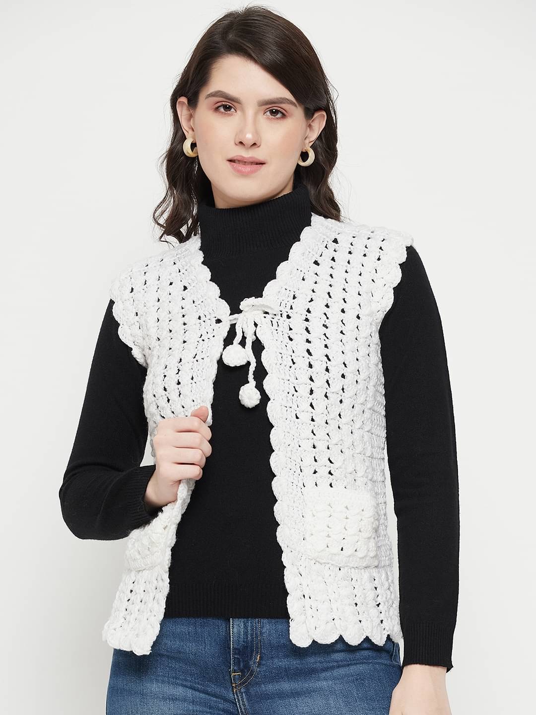 VERO AMORE Acro Wool V Neck Women's Pullovers - White ( Single ) VERO AMORE Acro Wool V Neck Women's Pullovers - White ( Single )