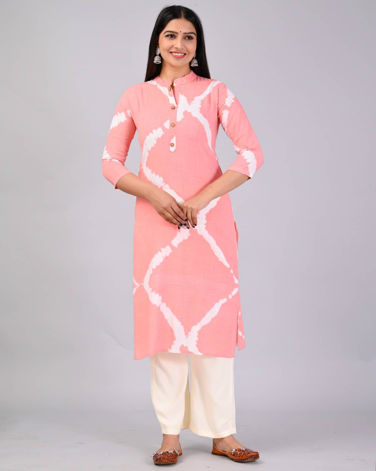 MAUKA Rayon Printed Kurti With Palazzo Women's Stitched Salwar Suit - Pink ( Pack of 1 ) MAUKA Rayon Printed Kurti With Palazzo Women's Stitched Salwar Suit - Pink ( Pack of 1 )