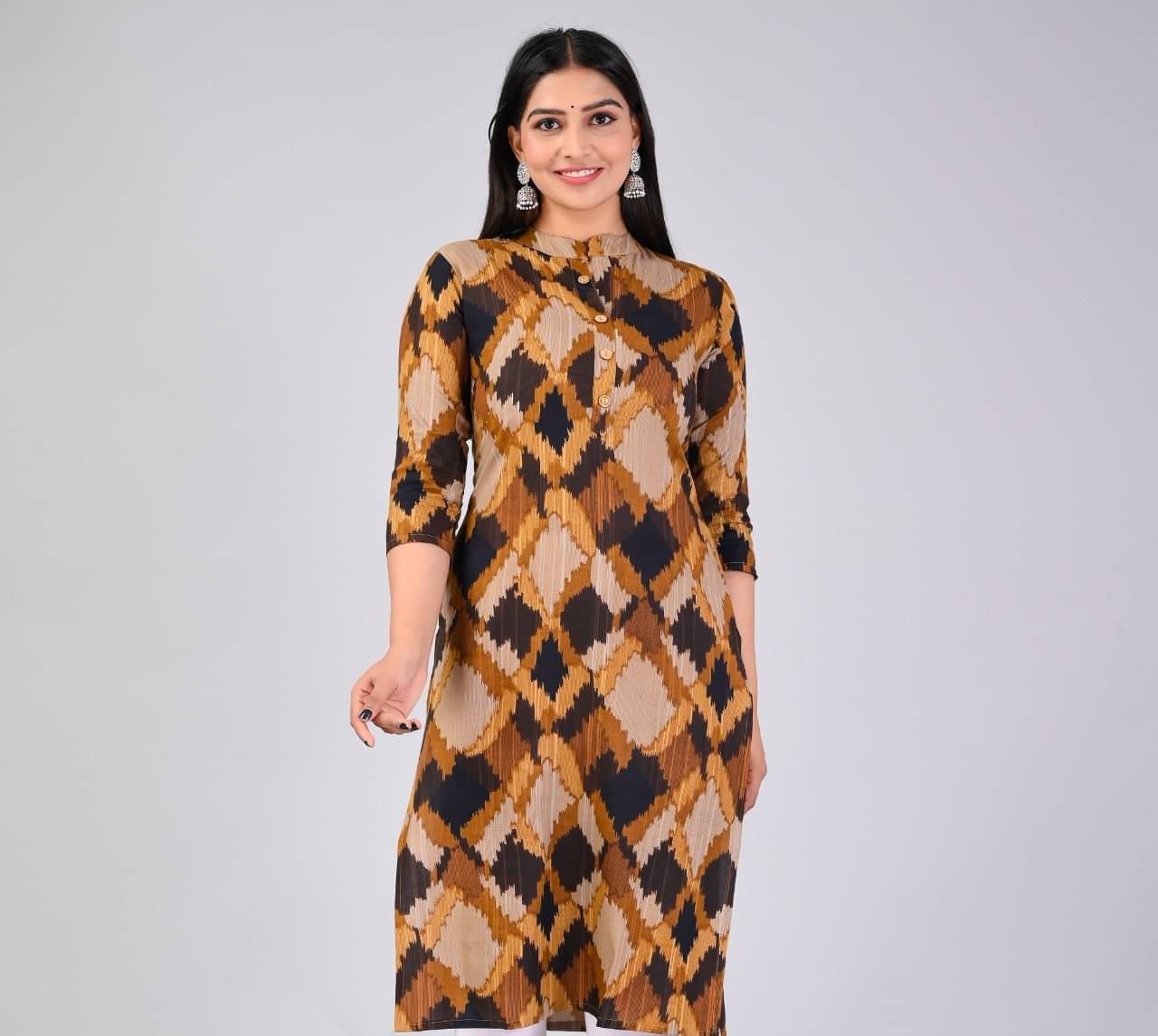 MAUKA Rayon Printed Straight Women's Kurti - Brown ( Pack of 1 )     			MAUKA Rayon Printed Straight Women's Kurti - Brown ( Pack of 1 )