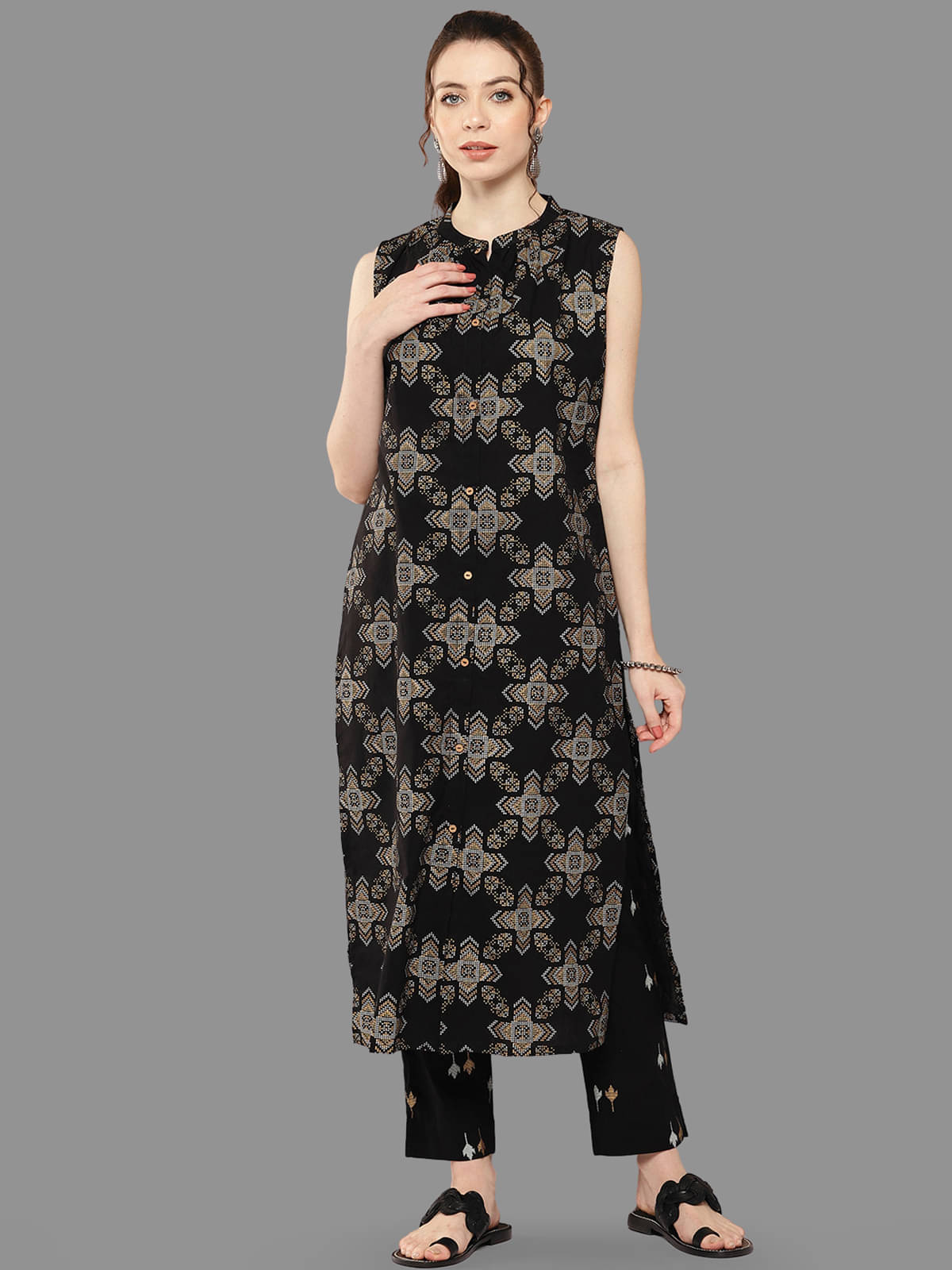 Janasya Cotton Printed Kurti With Pants Women's Stitched Salwar Suit - Black ( Pack of 1 ) Janasya Cotton Printed Kurti With Pants Women's Stitched Salwar Suit - Black ( Pack of 1 )