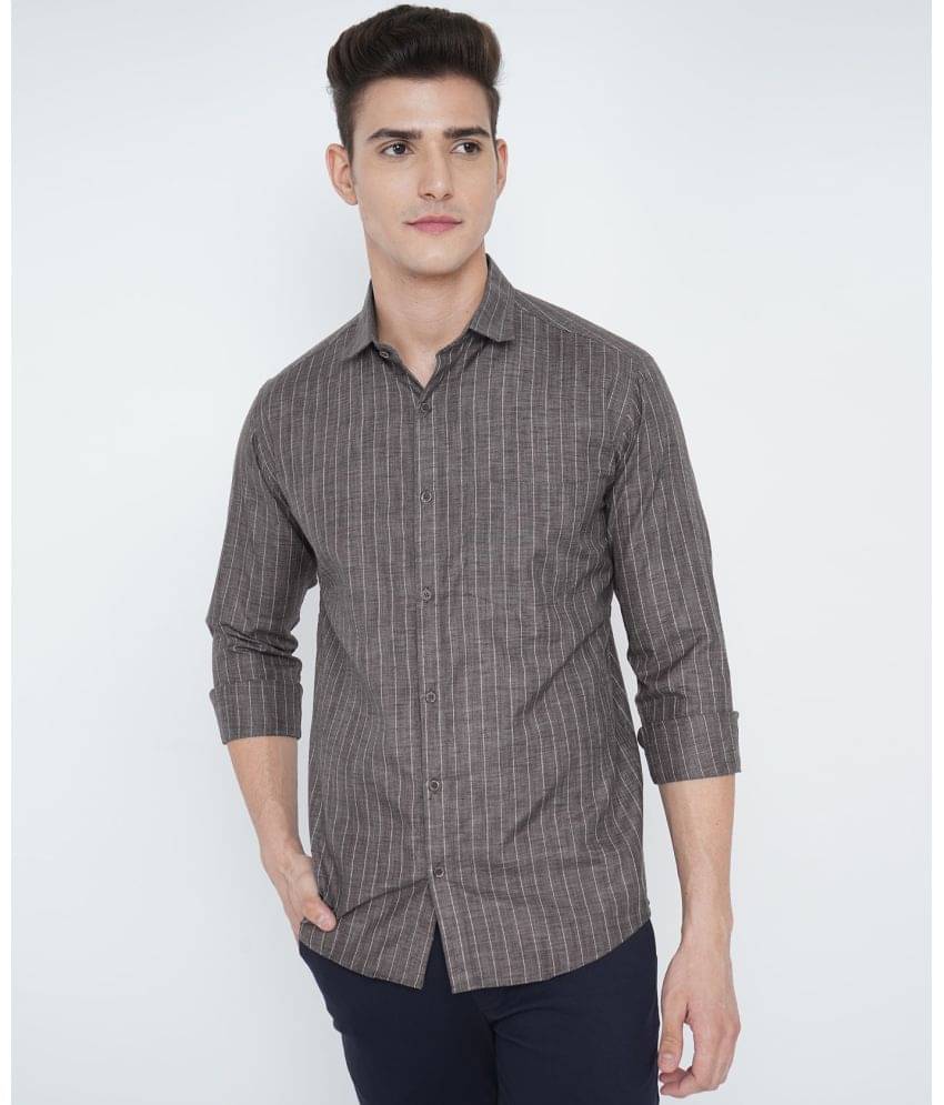 VERTUSY Cotton Blend Regular Fit Striped Full Sleeves Men's Casual Shirt - Grey ( Pack of 1 ) VERTUSY Cotton Blend Regular Fit Striped Full Sleeves Men's Casual Shirt - Grey ( Pack of 1 )