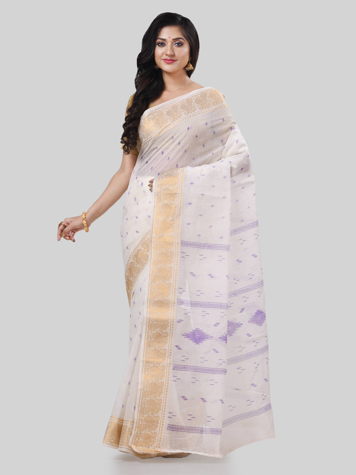 Desh Bidesh Cotton Self Design Saree Without Blouse Piece ( White ) Desh Bidesh Cotton Self Design Saree Without Blouse Piece ( White )