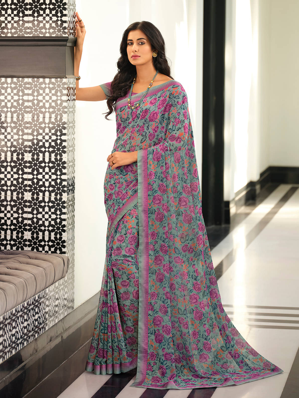BLEESBURY Georgette Printed Saree With Unstitched Blouse Piece ( Grey ) BLEESBURY Georgette Printed Saree With Unstitched Blouse Piece ( Grey )