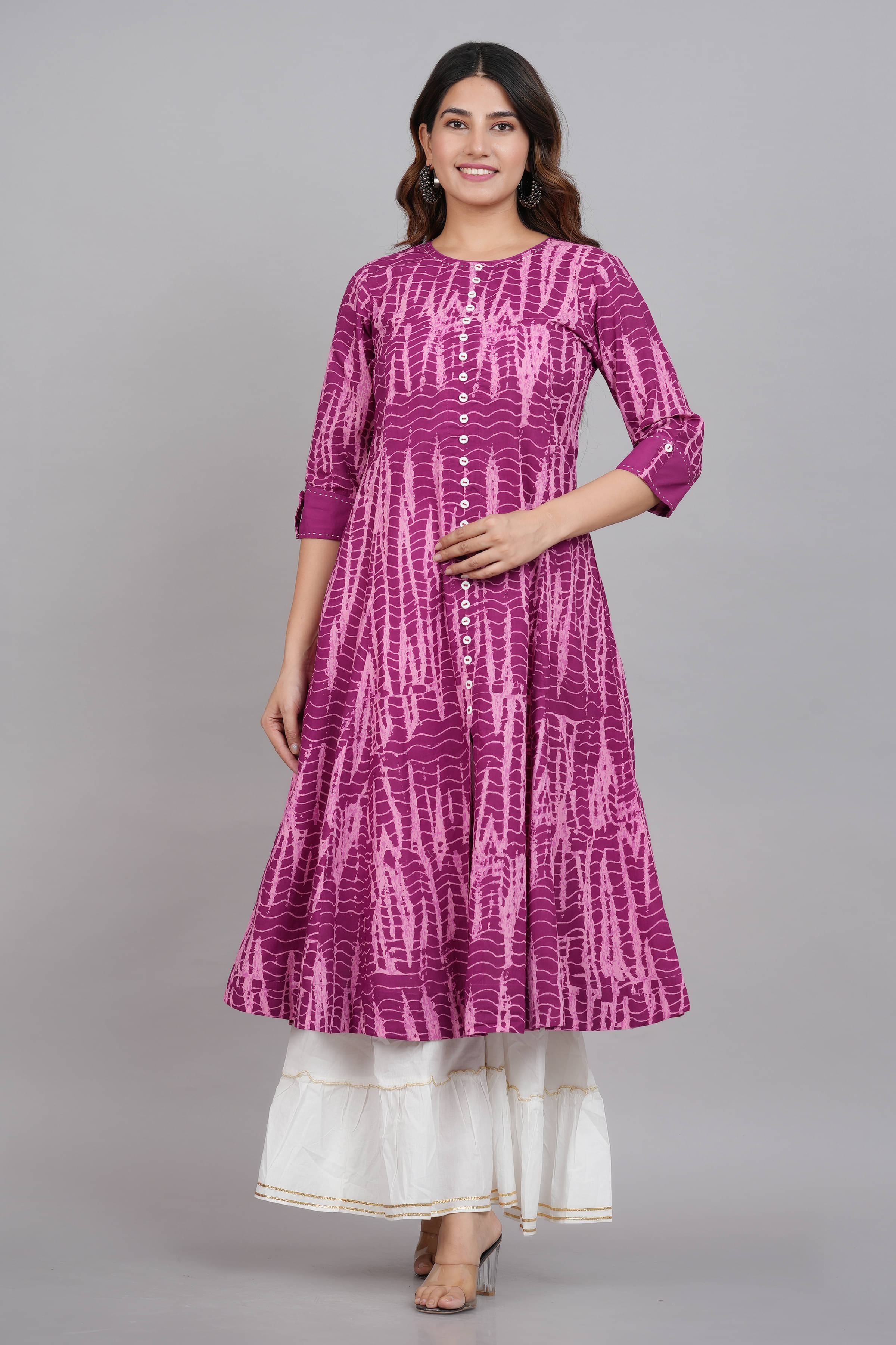 Yash Gallery Cotton Printed A-line Women's Kurti - Purple ( Pack of 1 ) Yash Gallery Cotton Printed A-line Women's Kurti - Purple ( Pack of 1 )