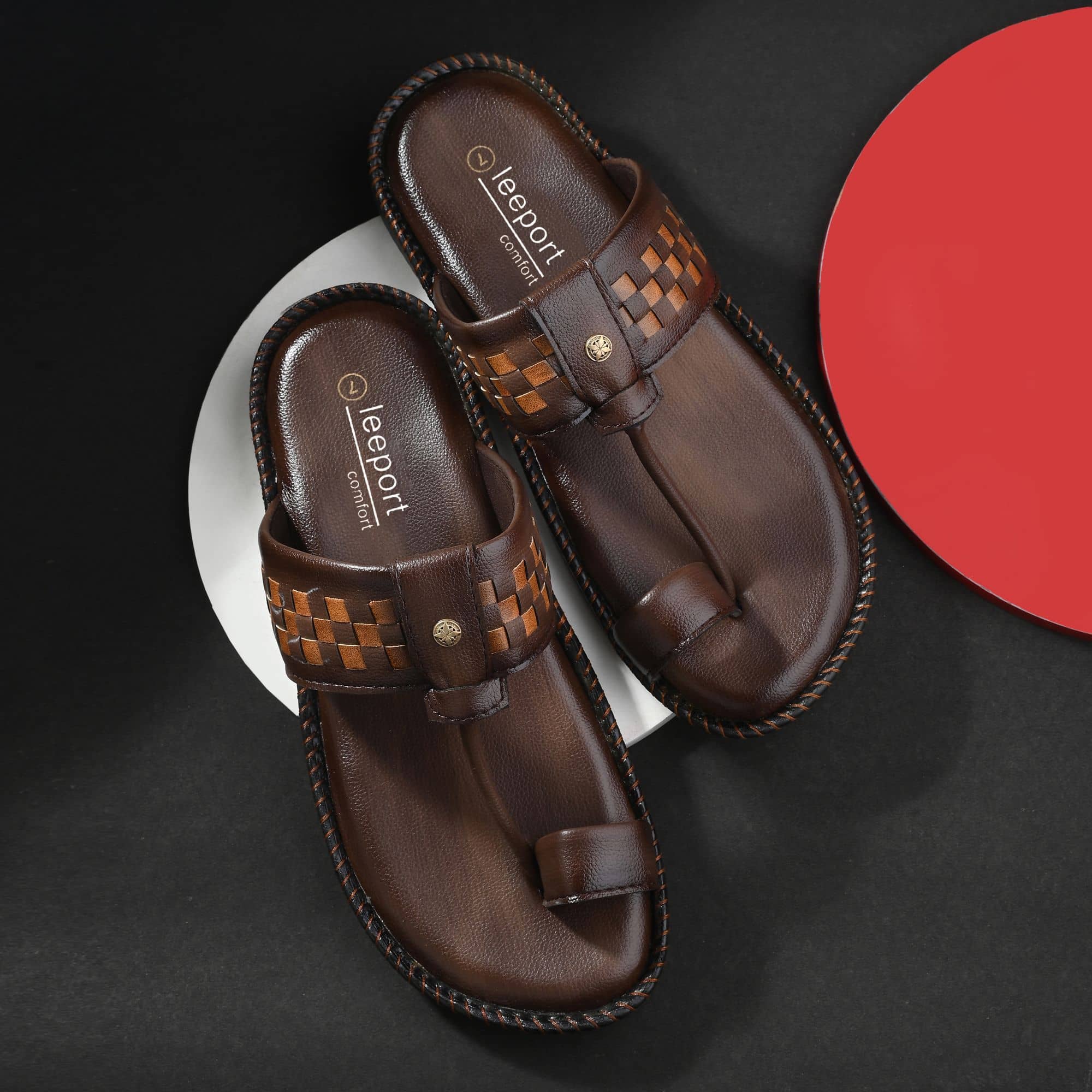 Leeport - White Men's Kolhapuris - Ethnic Shoes | Buy online on ZillyBuy