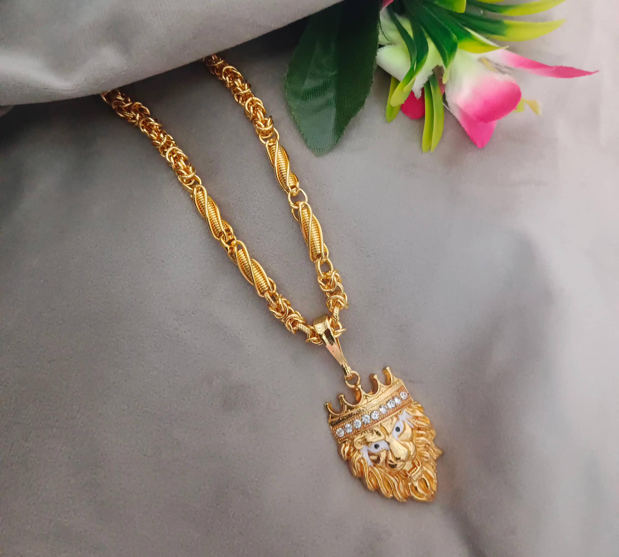 JIPPA Golden Pendant set ( Pack of 1 )