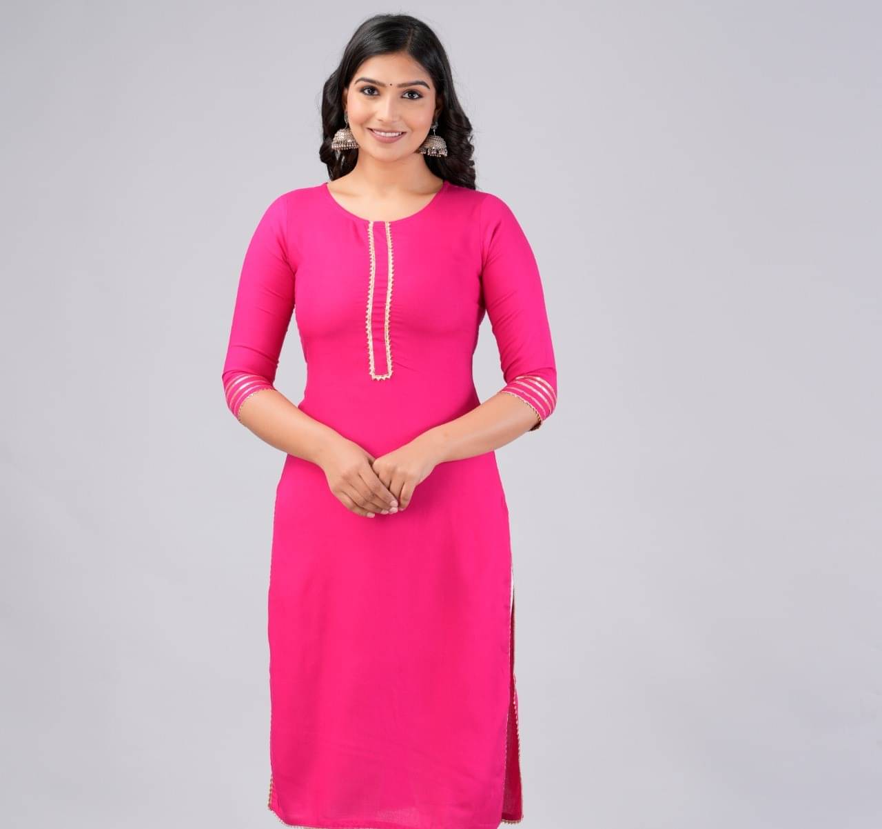 MAUKA Rayon Solid Straight Women's Kurti - Pink ( Pack of 1 ) MAUKA Rayon Solid Straight Women's Kurti - Pink ( Pack of 1 )