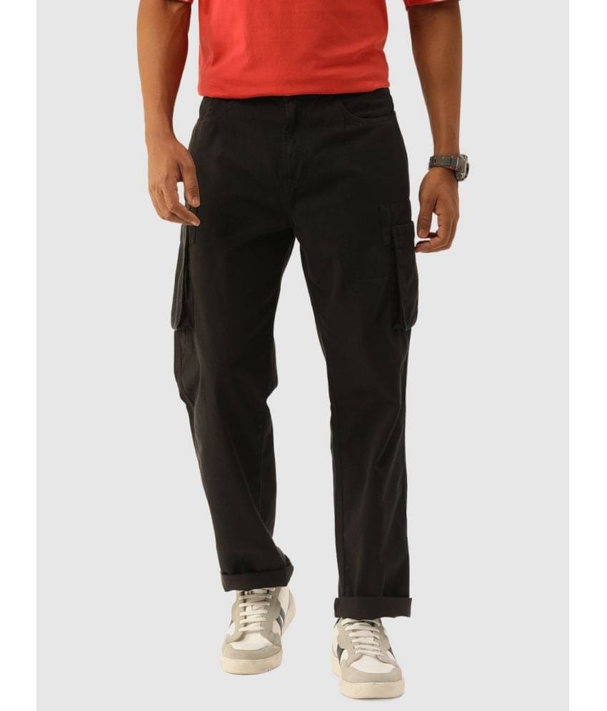     			Bene Kleed Men Solid Straight Fit Cargos Trousers