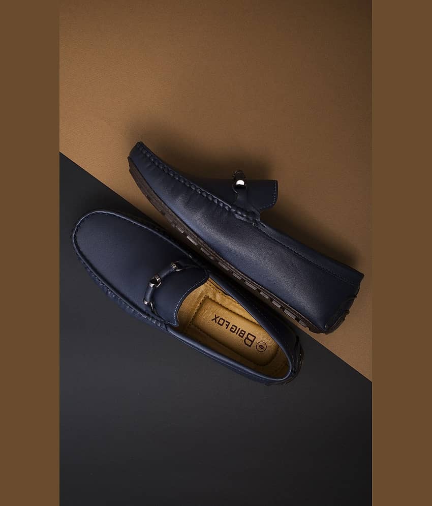 Big Fox Black Loafers - Formal Shoes | Buy online on ZillyBuy