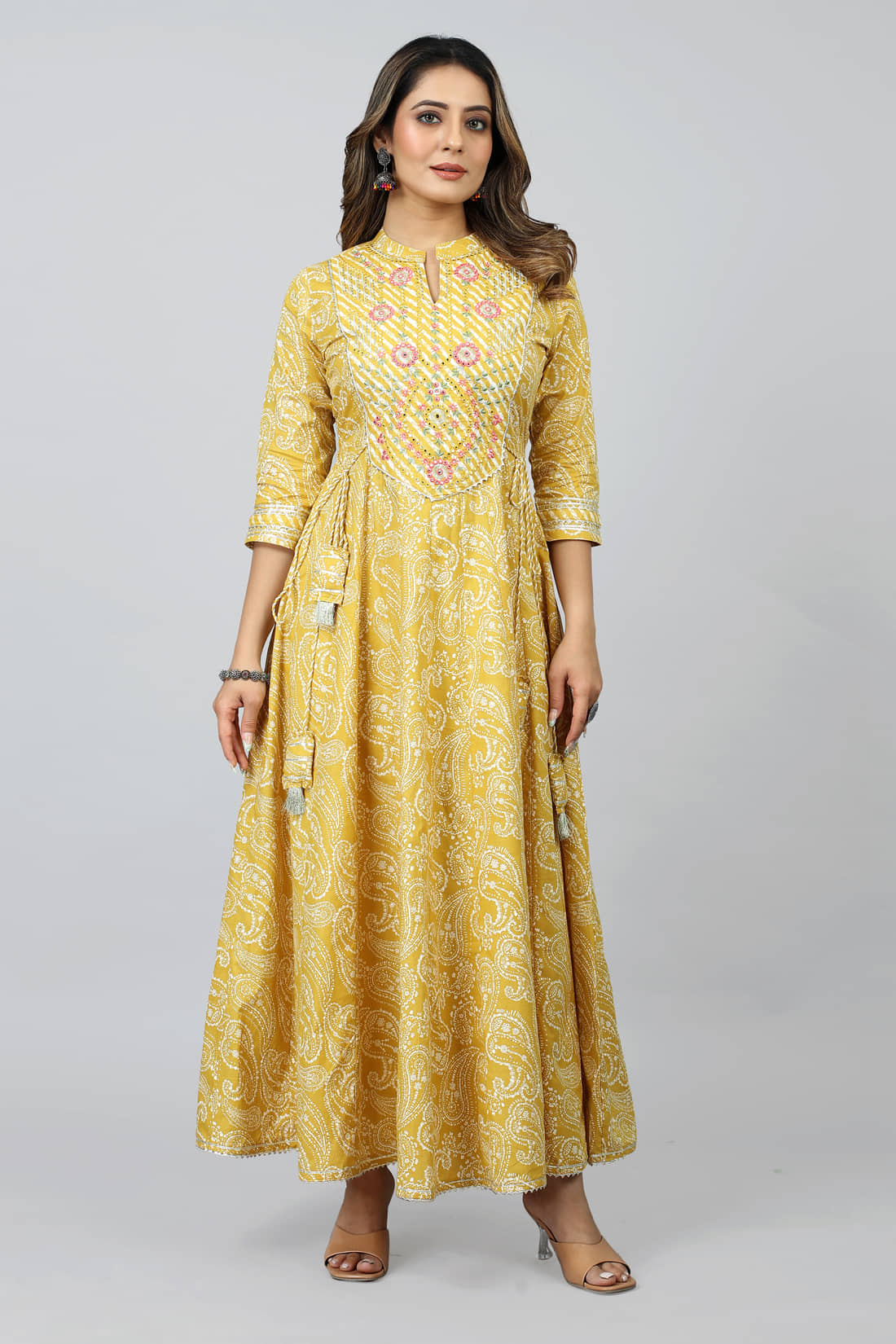 SARRAS Cotton Printed Anarkali Women's Kurti - Yellow ( Pack of 1 ) - Kurtis, Tunics | Buy online on ZillyBuy