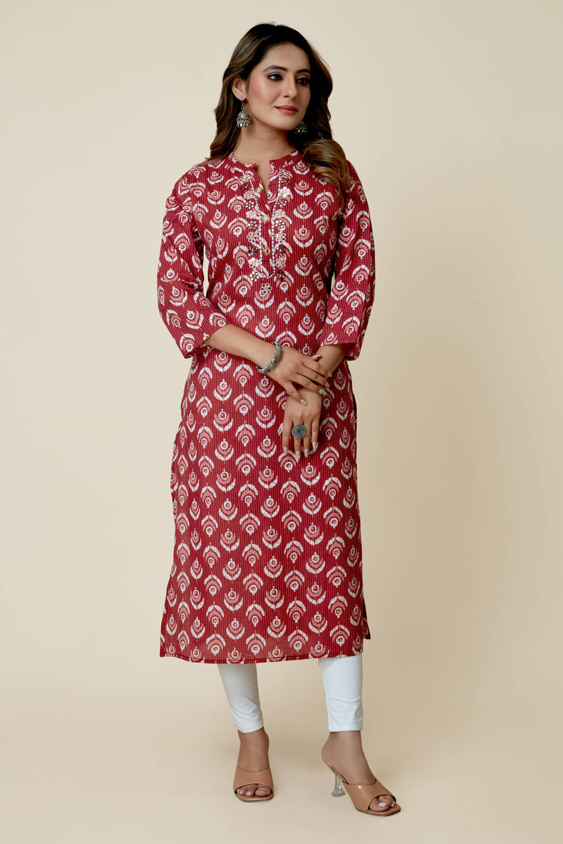     			SARRAS Cotton Printed Straight Women's Kurti - Red ( Pack of 1 )
