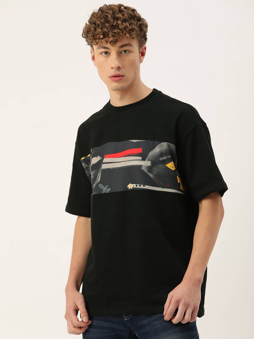 Bene Kleed Men Graphic Printed Oversized T-shirt Bene Kleed Men Graphic Printed Oversized T-shirt