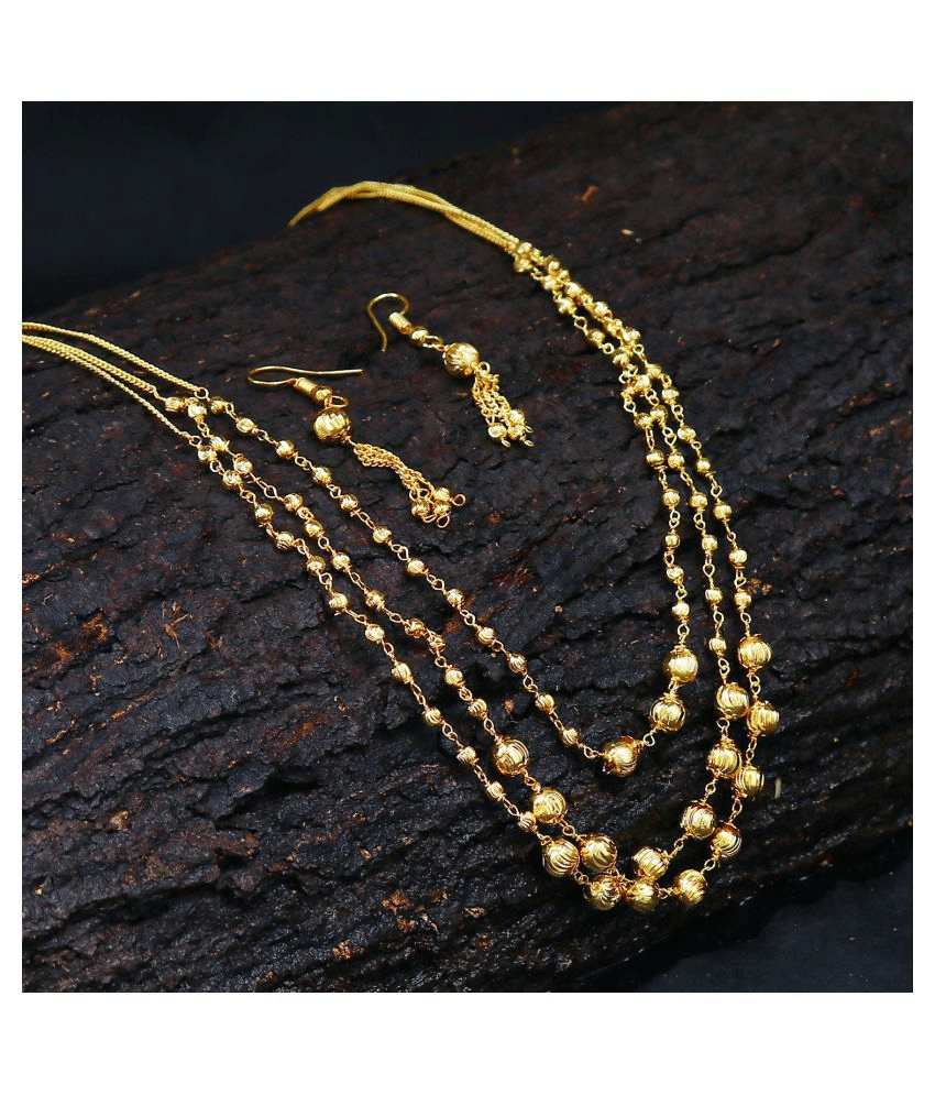 PUJVI Golden Alloy Necklace Set ( Pack of 1 )