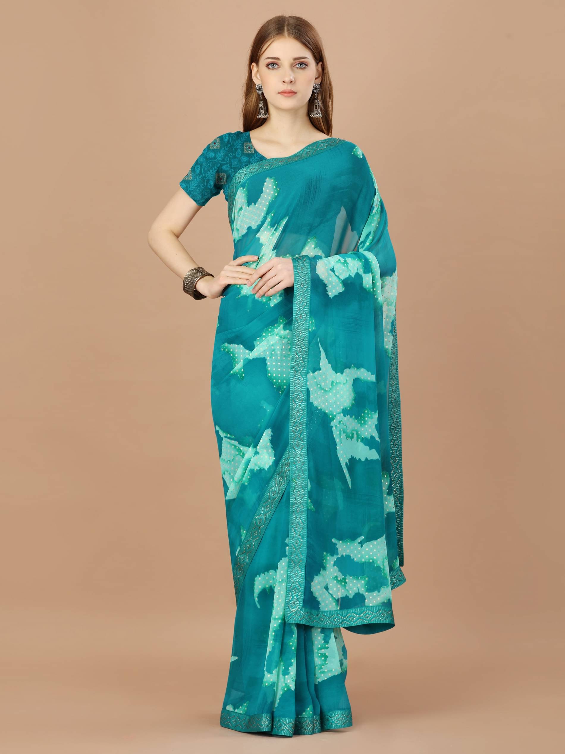 Rekha Maniyar Georgette Printed Saree With Unstitched Blouse Piece ( Teal )     			Rekha Maniyar Georgette Printed Saree With Unstitched Blouse Piece ( Teal )