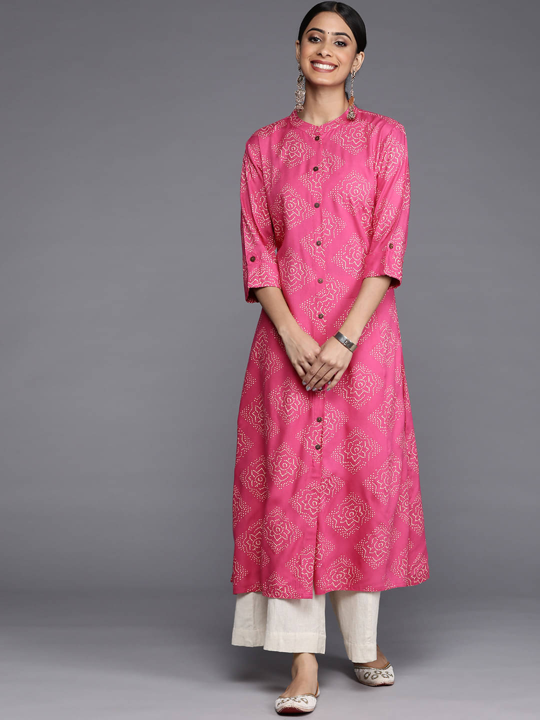 Varanga Rayon Printed Front Slit Women's Kurti - Pink ( Pack of 1 ) Varanga Rayon Printed Front Slit Women's Kurti - Pink ( Pack of 1 )