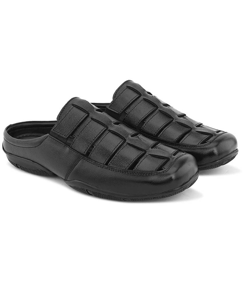     			John Karsun - Black Men's Sandals