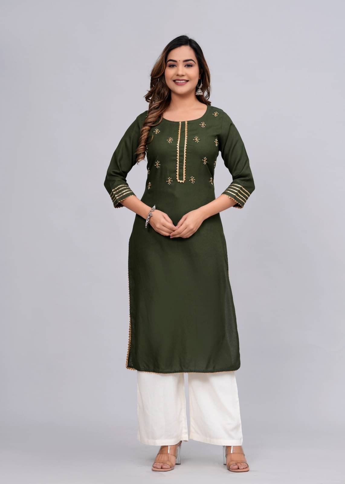     			MAUKA Rayon Solid Kurti With Palazzo Women's Stitched Salwar Suit - Green ( Pack of 1 )