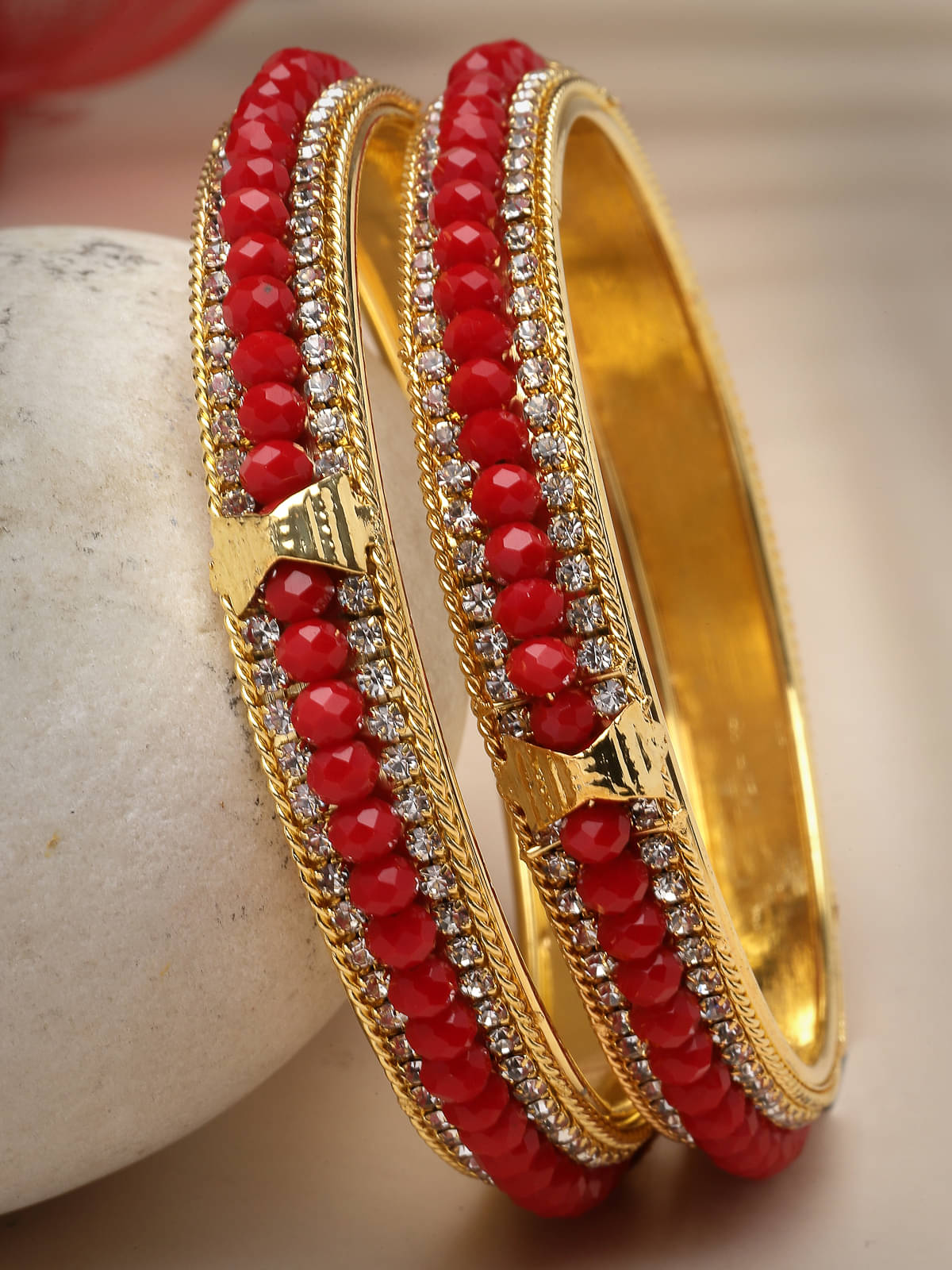     			Sukkhi Gold Bangle Set ( Pack of 2 )