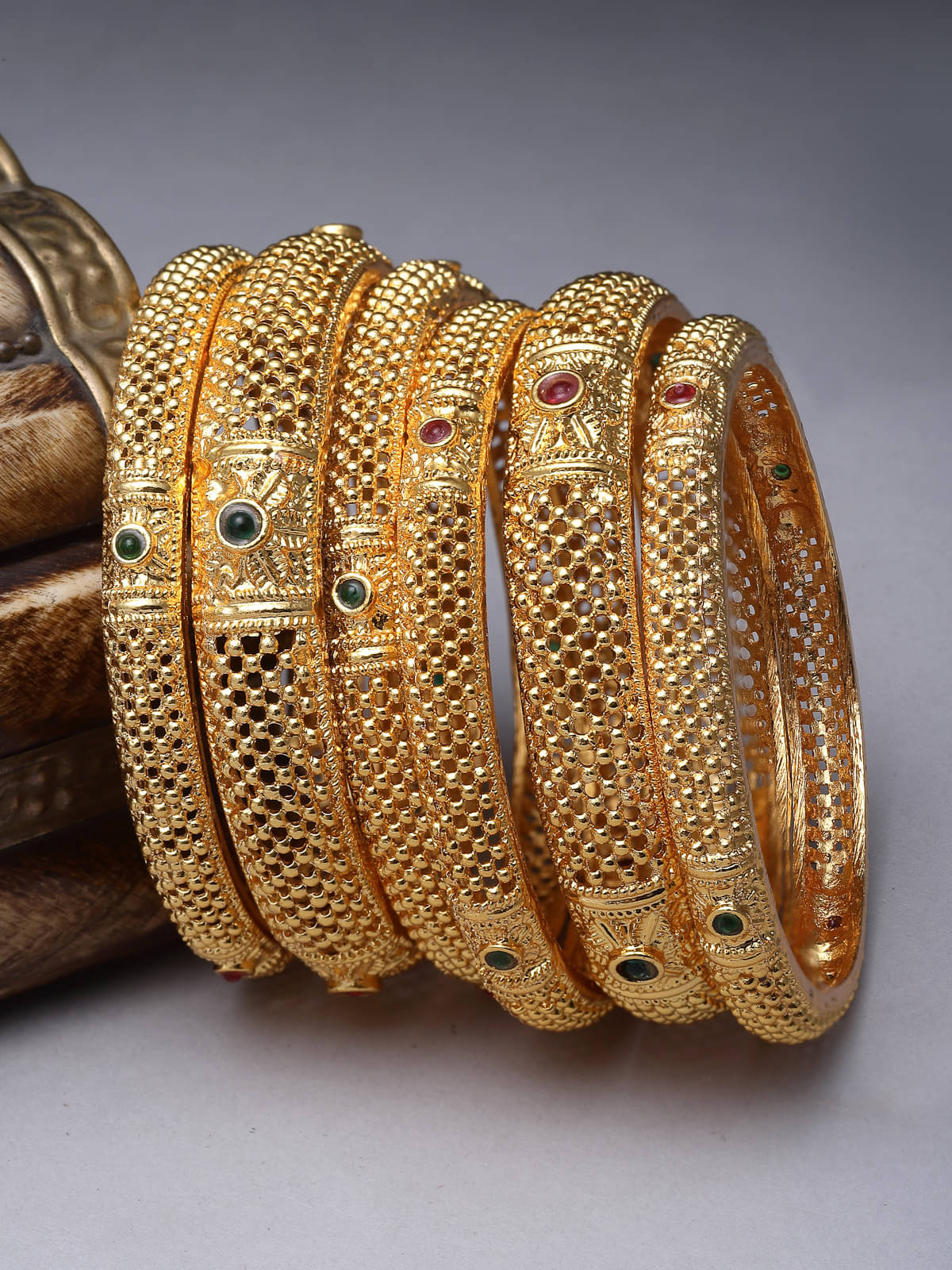 Sukkhi Gold Bangle Set ( Pack of 6 ) Sukkhi Gold Bangle Set ( Pack of 6 )