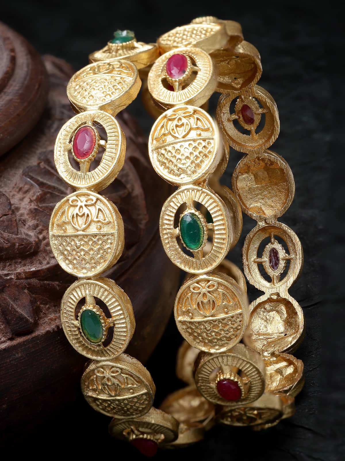 Sukkhi Gold Bangle Set ( Pack of 2 ) - Bangles & Bracelets | Buy online on ZillyBuy